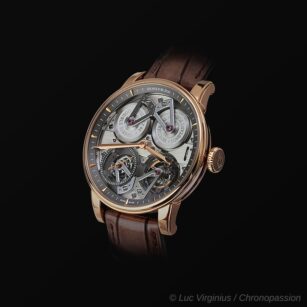Arnold & Son, Constant Force Tourbillon 1FCAR.B01A.C112C