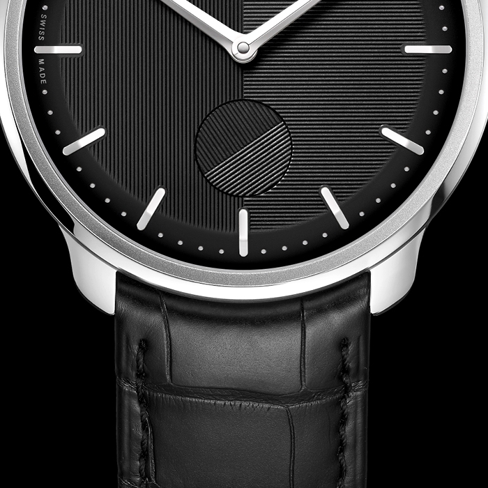 detail02 black case silver dial aligator e161fca315.jpg
