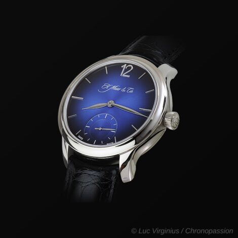 H MOSER & CIE Mayu, dark blue dial fumé, unique piece