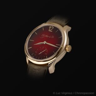 H MOSERMoser, red unique piece