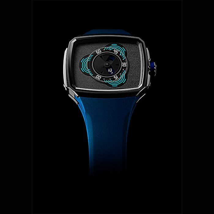 hautlence vagabonde series 4 ab30 st00 night shot 3673717326.jpg