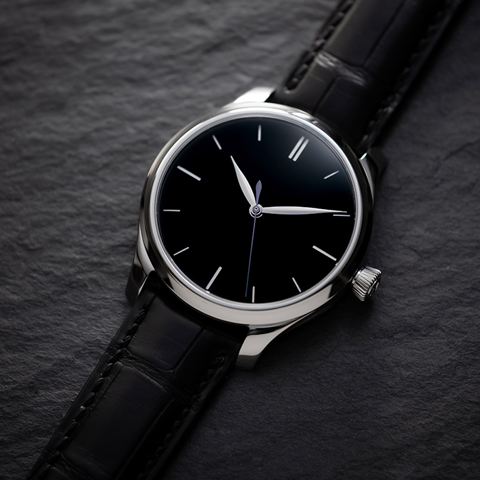hmoser 1200 1235 endeavour centreseconds vantablack lifestyle slate 9dd7765020.jpg