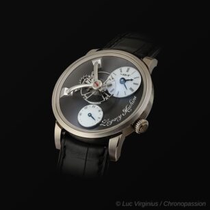 MB&F LEGACY MACHINE 101 White gold