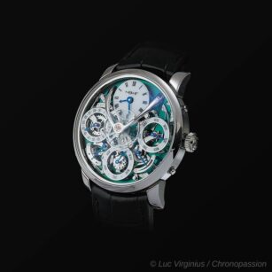 MB&F Legacy Machine Perpetual , Titanium