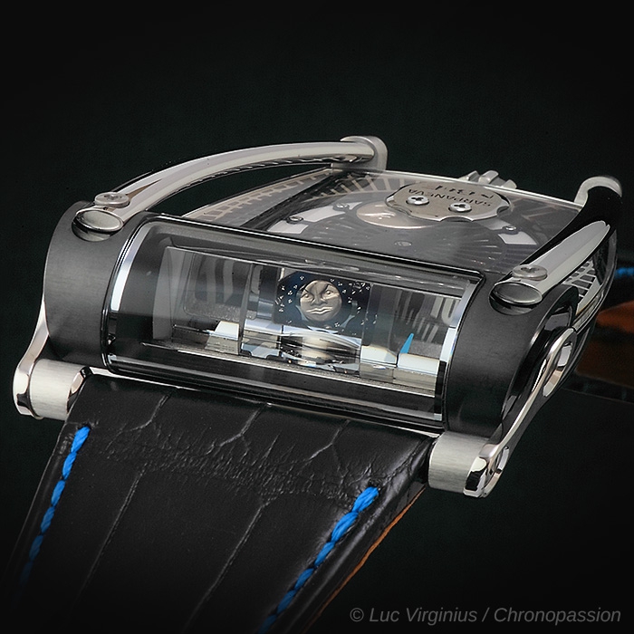 mb f moon m2 02 b26cc97241.jpg