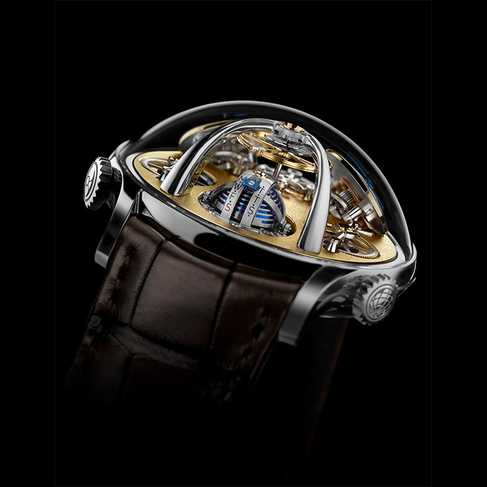 mbandf lmx steelandbrass closeup lres f45ea17e82.jpg