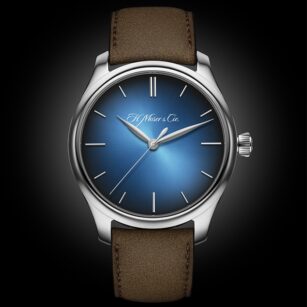 H.MOSER ENDEAVOUR CENTER SECONDS BLUE 1200-0201