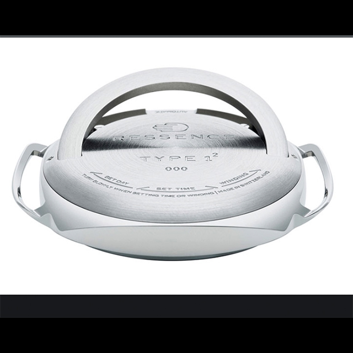 ressence square back af2cea3ade.jpg