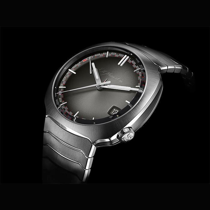 streamliner perpetual calendar 6812 1200 detail black background b8a6f59f44.jpg