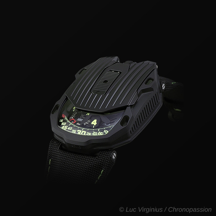 urwerk 105ct black 00 57323c1203.jpg
