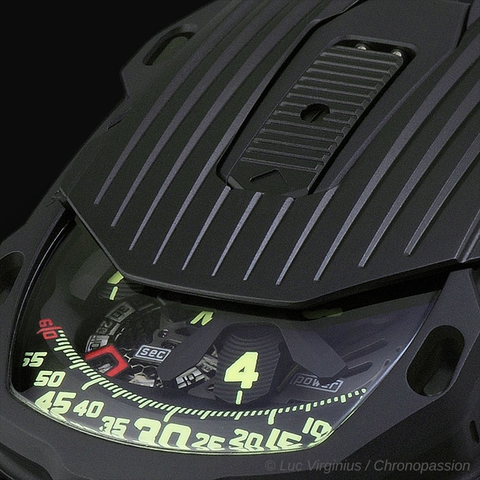 urwerk 105ct black 03 014b7aef0e.jpg