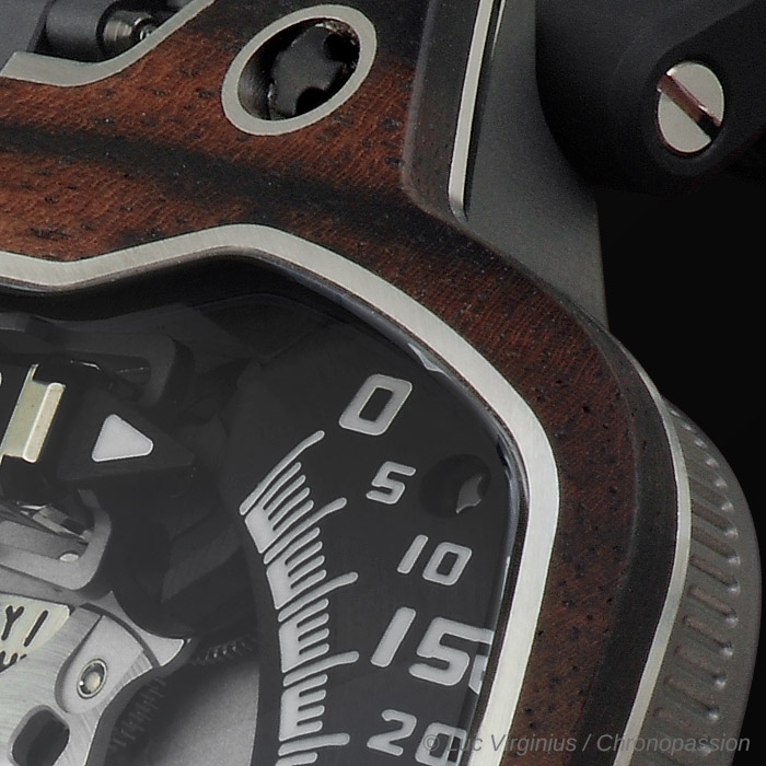 urwerk 110 eastw blackm 05 b99fbee6bd.jpg