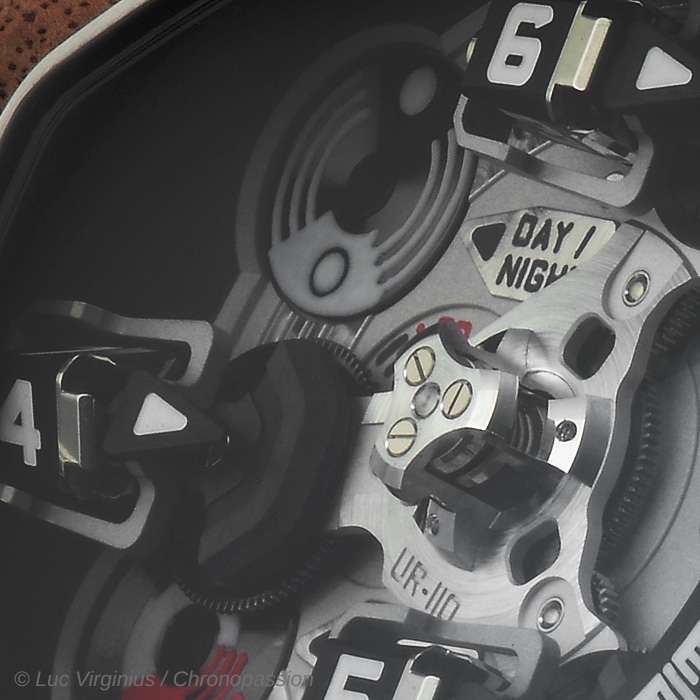 urwerk 110 eastw blackm 08 fa711cc6f1.jpg