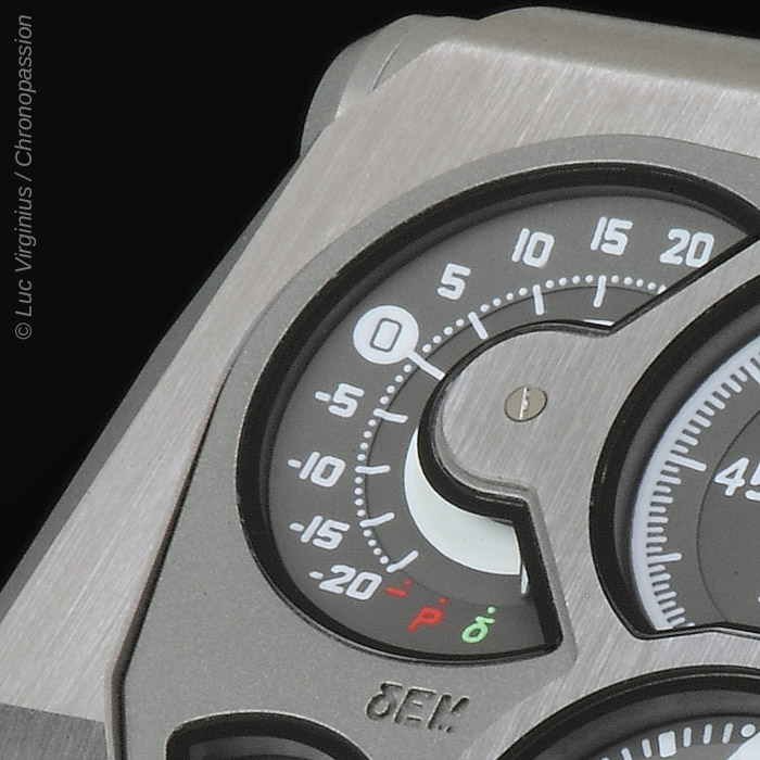 urwerk emc 04 8a1bc0f48b.jpg