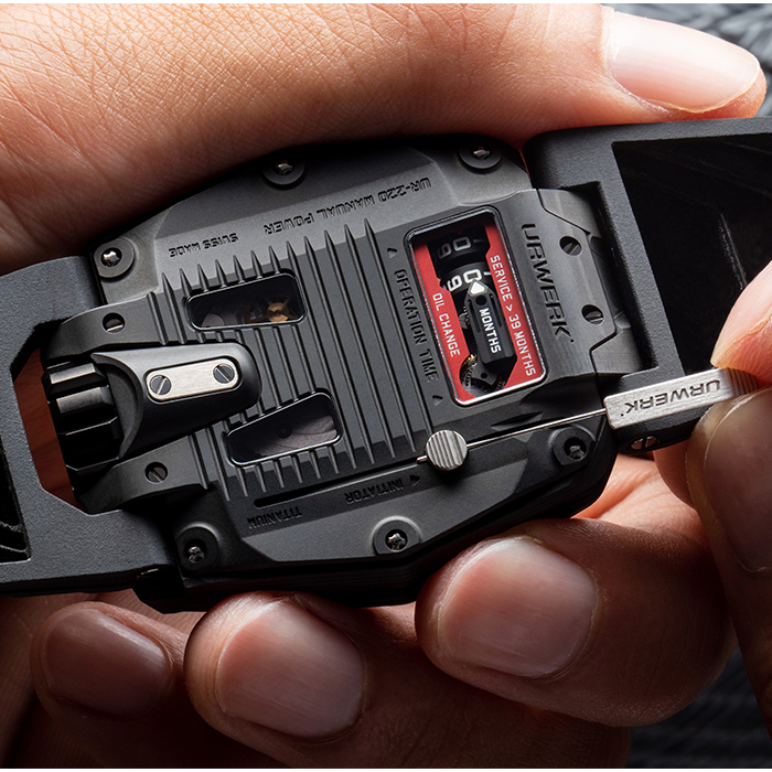 urwerk falcone ur 220 7 81bb0b7697.jpg