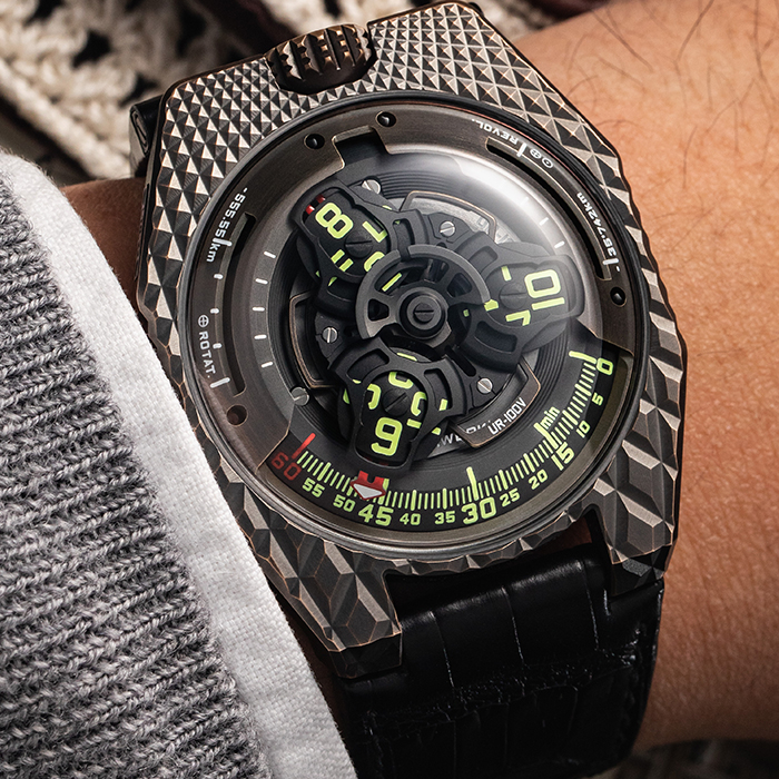 urwerk ur100 t rex 2 32bf18feba.jpg