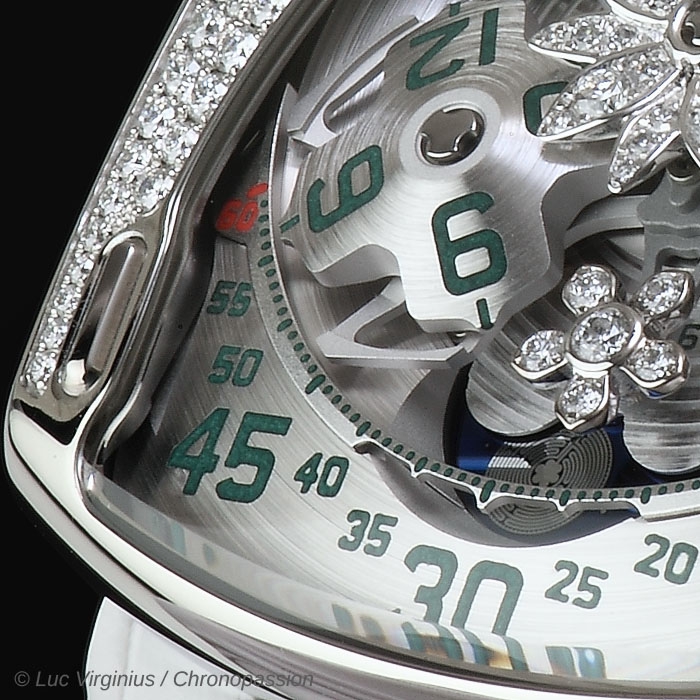 urwerk ur106 flower 08 440d117e29.jpg