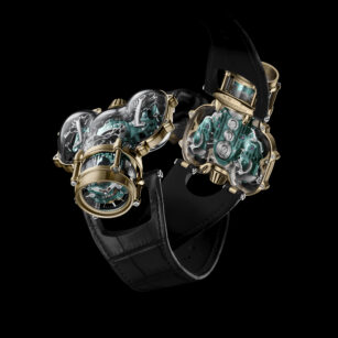 MB&F HM9SV sapphire/yellow gold, green movement