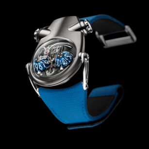 MB&F HOROLOGICAL MACHINE N°10 « BULLDOG »