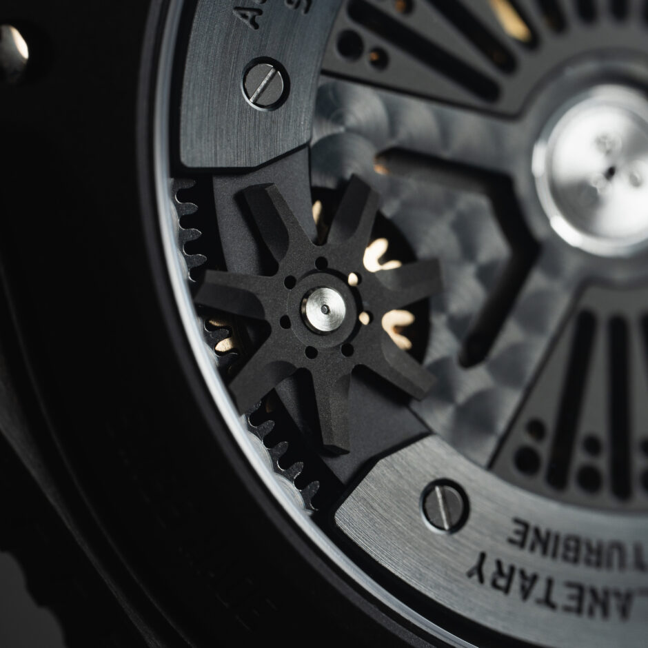 urwerk ur 100vc lightspeed covalent co macro 17