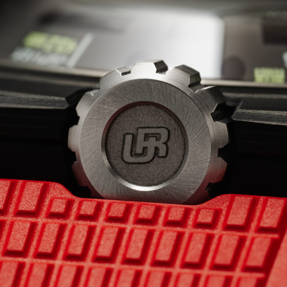 urwerk ur 100vc lightspeed covalent co macro 26