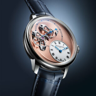 Arnold & Son DSTB 42 Platinum 1ATCX.P01A.C200X