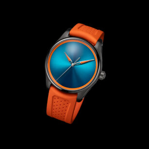 H. Moser & Cie. Pioneer Spiced Aqua 3201-1205 (DLC-coated steel, orange rubber strap)