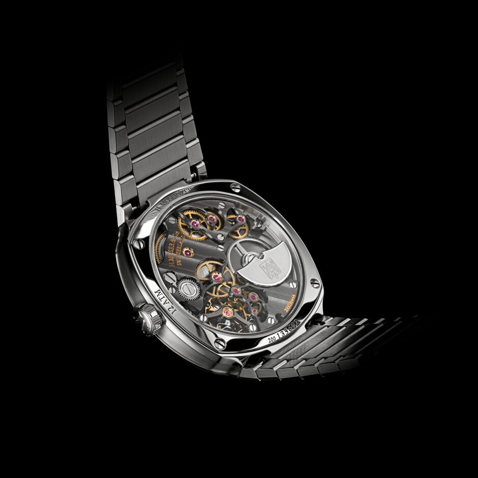 hmoser 6500 1200 streamliner small seconds st aquablue caseback b