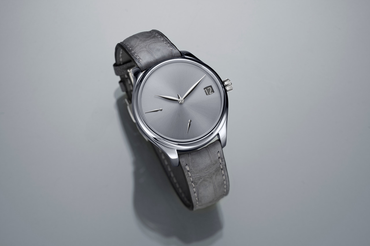 H.MOSER & Cie ENDEAVOUR PERPETUAL CALENDAR CONCEPT TANTALUM 1800