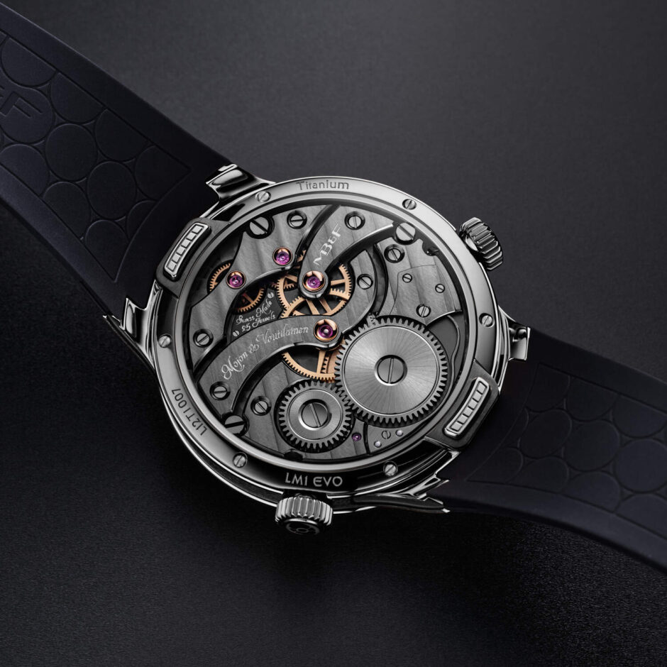 low res mbandf lm1 evo ti lifestyle 5